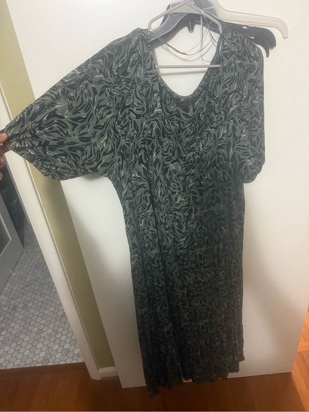 Women’s Plus Green Maxi
